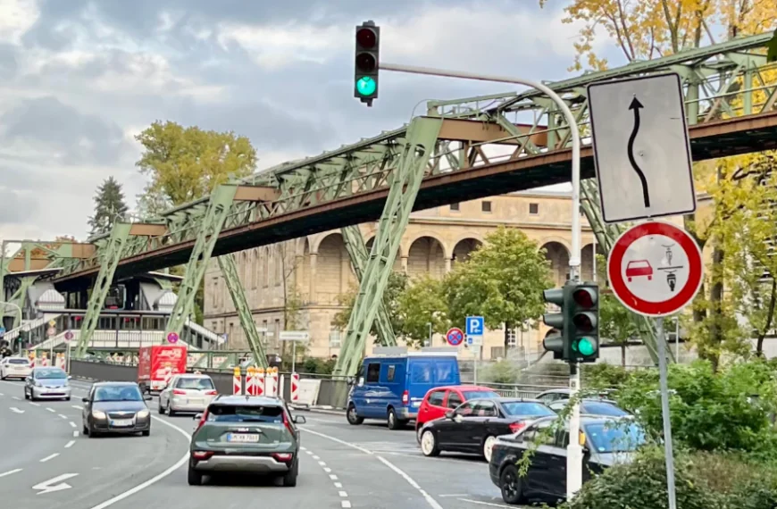 GEHEIMNISVOLLES VERKEHRSZEICHEN: DIESES VERBOT MACHT AUTOFAHRER RATLOS!