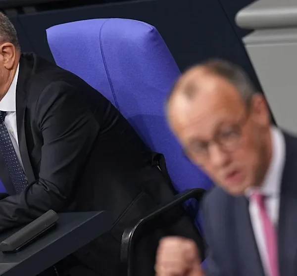 Machtkampf in der CDU: Friedrich Merz spaltet die Partei – Jetzt stellt sich ein eigener Verband gegen ihn!
