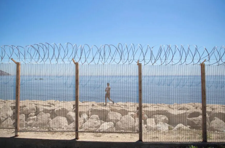 Gericht von Wohnungsangebot sorgt für Debatte: Asylbewerber muss Unterkunft verlassen