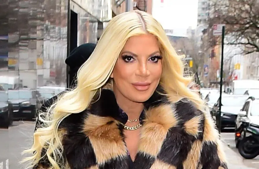 Hollywood-Schock: Tori Spelling packt aus – Wilder Kuss mit DIESEM Star kurz vor der Hochzeit!