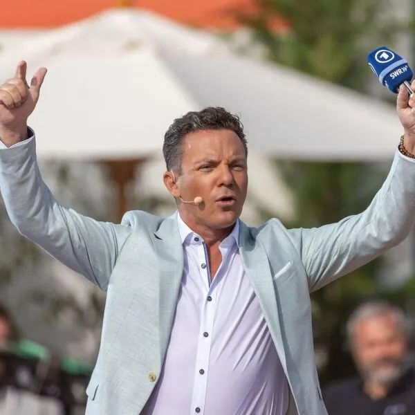 Stefan Mross überrascht Fans mit sportlichem Freizeit-Look – doch ein Detail sticht besonders ins Auge