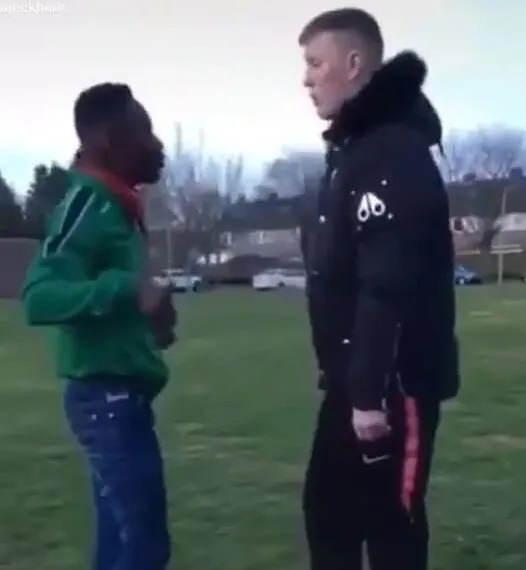 Junge wehrt sich gegen Mobbing – und erteilt seinen Peinigern eine Lektion