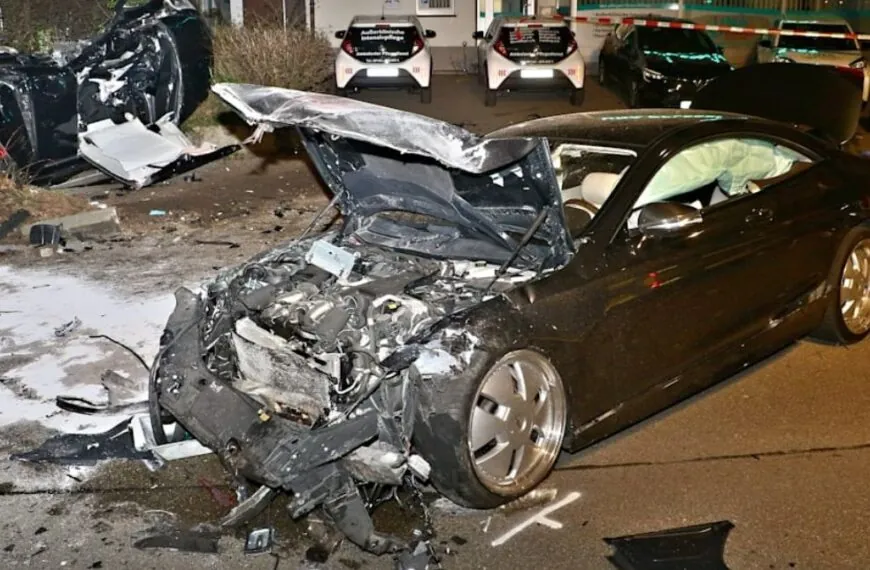 Illegales Stra&szlig;enrennen in Ludwigsburg: Zwei Frauen tot &ndash; Verd&auml;chtige sind Br&uuml;der