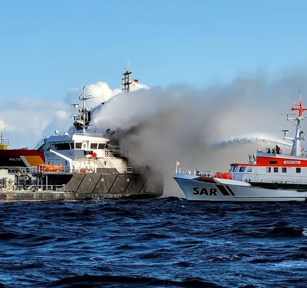 &Ouml;lfrachter-Kollision in der Nordsee: Brand, Umweltgefahr und Ermittlungen laufen