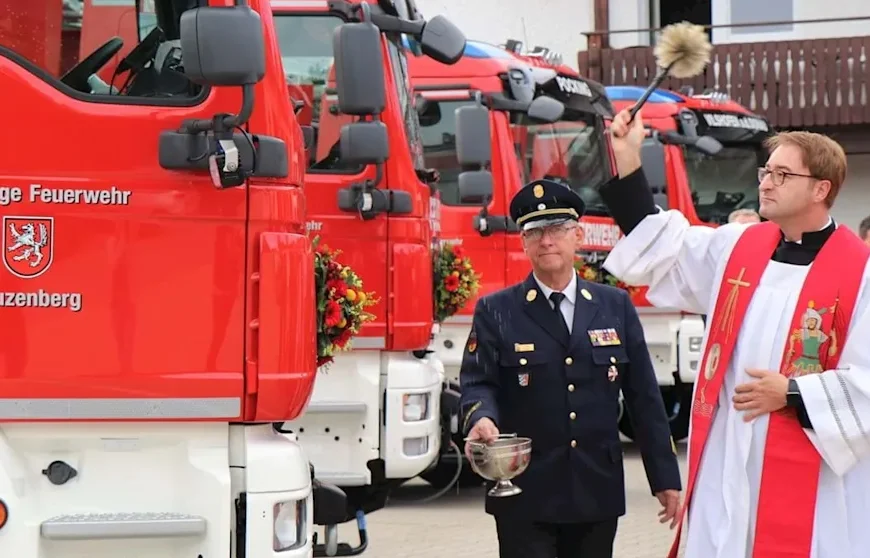 Eklat in Niederbayern: Pfarrer Alexander Aulinger vom Dienst entbunden – Gemeinde zeigt sich entsetzt
