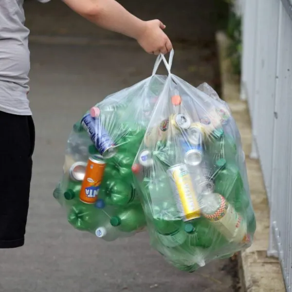 Pfand-Schock: Warum zerbeulte Dosen plötzlich nicht mehr angenommen werden – das sagt das Gesetz wirklich!“