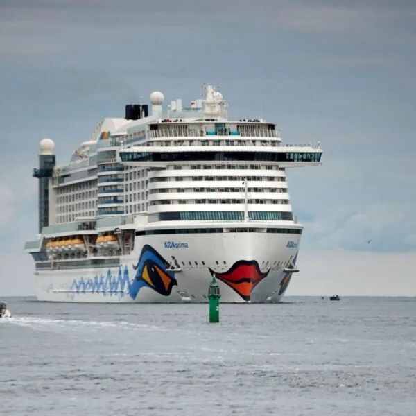 &bdquo;Erb&auml;rmlich&ldquo; &ndash; AIDA-Crew-Mitglied zeigt winzige Kabine und entfacht Debatte &uuml;ber Arbeitsbedingungen