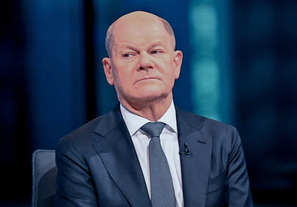 STRAFVERFAHREN GEGEN SCHOLZ? STAATSANWALTSCHAFT PR&Uuml;FT!