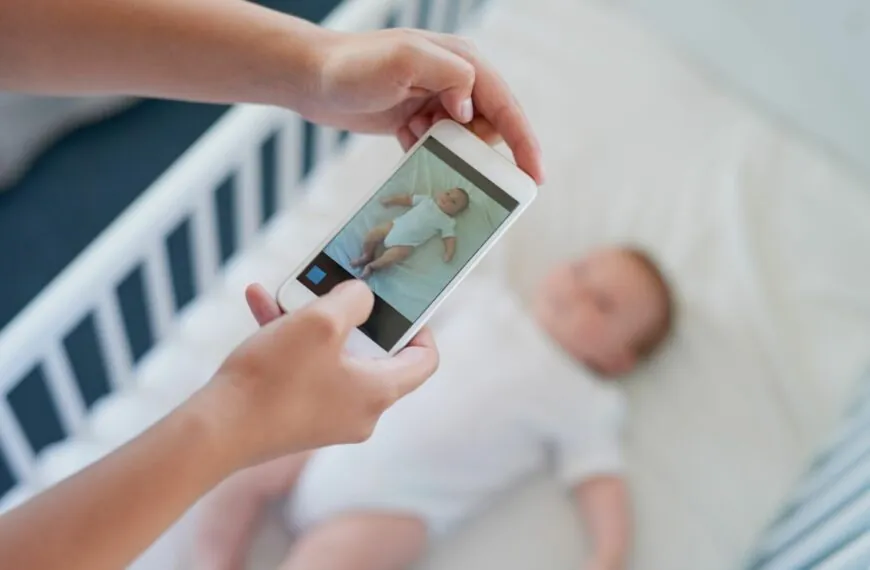 Skandal in Niedersachsen: Mutter bietet Baby im Internet zum „Verschenken“ an