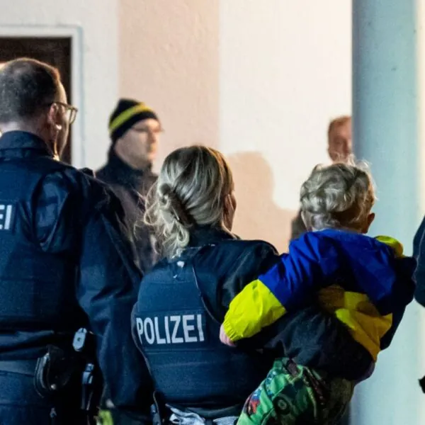 Nach 7 Jahren gefunden! Polizei entdeckt entführten Jungen durch unglaublichen Zufall