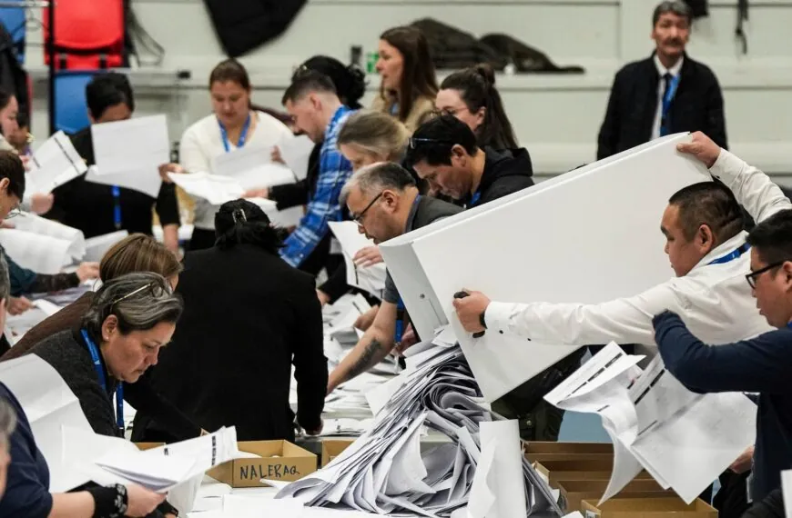 Machtwechsel in Gr&ouml;nland: Unabh&auml;ngigkeit r&uuml;ckt in den Fokus &ndash; Trump-Drohungen befeuern Debatte