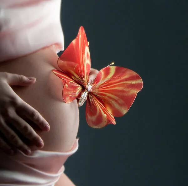 Achtung! Wenn du diesen Schmetterling am Kinderbett siehst, frag niemals die Eltern