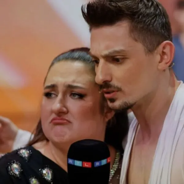 &bdquo;Let&rsquo;s Dance&ldquo;: SelfieSandra nach Rauswurf in der Kritik &ndash; &bdquo;Null Anstand&ldquo;