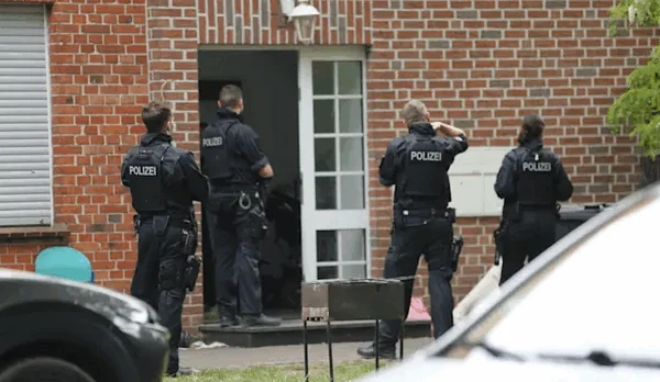 Fahndungsfoto nach Messer-Attentat von Bielefeld ver&ouml;ffentlicht