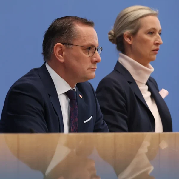 AfD-Einstufung durch Bundesverfassungsschutz: Nicht alle Bundesländer ziehen mit
