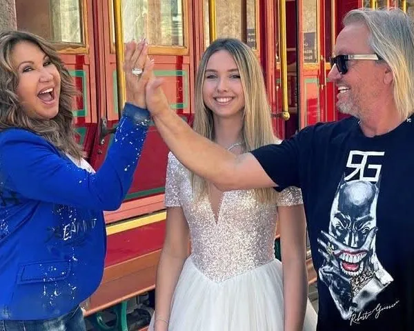 Shania Geiss im Hochzeitskleid gesichtet – Läuten bald die Hochzeitsglocken in Dubai
