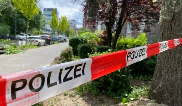 Rätselhafter Doppelmord in Dorsten: Polizei ermittelt nach Fund zweier Leichen am Waldfriedhof
