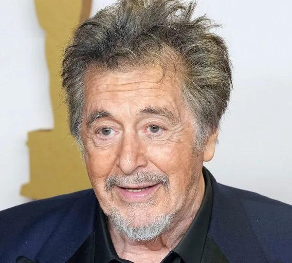 Al Pacino wird mit 84 Jahren mit seiner 30-jährigen Freundin erneut Vater