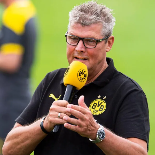 Nobby Dickel denkt &uuml;ber R&uuml;cktritt nach: Eine &Auml;ra beim BVB k&ouml;nnte enden