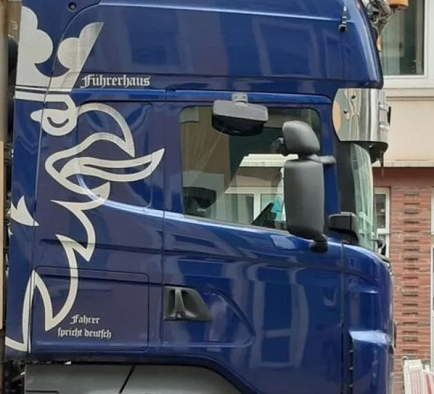 Skandal um LKW-Aufschrift: harmloser Scherz oder gef&auml;hrliche NS-Verherrlichung?