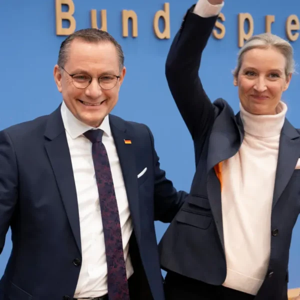 AfD-Kritik an Bundesregierung: Weidel und Chrupalla warnen vor wirtschaftlichem Einbruch und fordern Kurswechsel in der Migrationspolitik