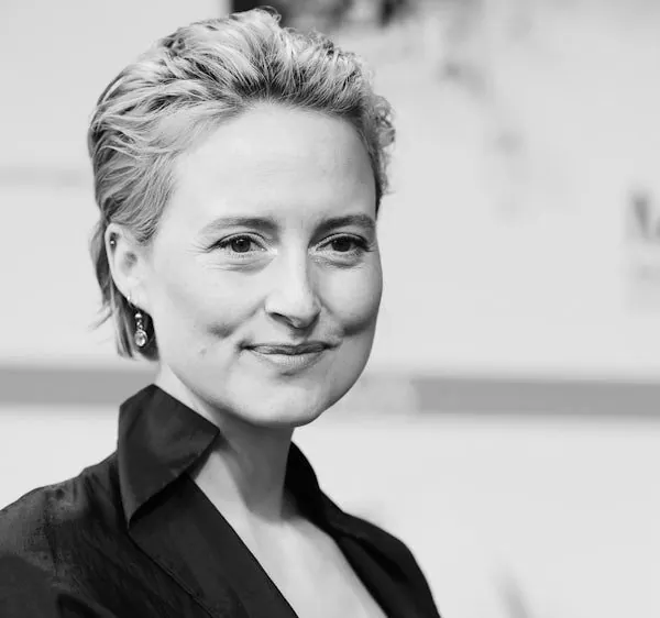 &bdquo;Traumschiff&ldquo;-Darstellerin Wanda Perdelwitz stirbt nach tragischem Fahrradunfall