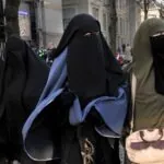 Kabinet erwägt Ausweitung des Burka-Verbots auf alle öffentlichen Orte
