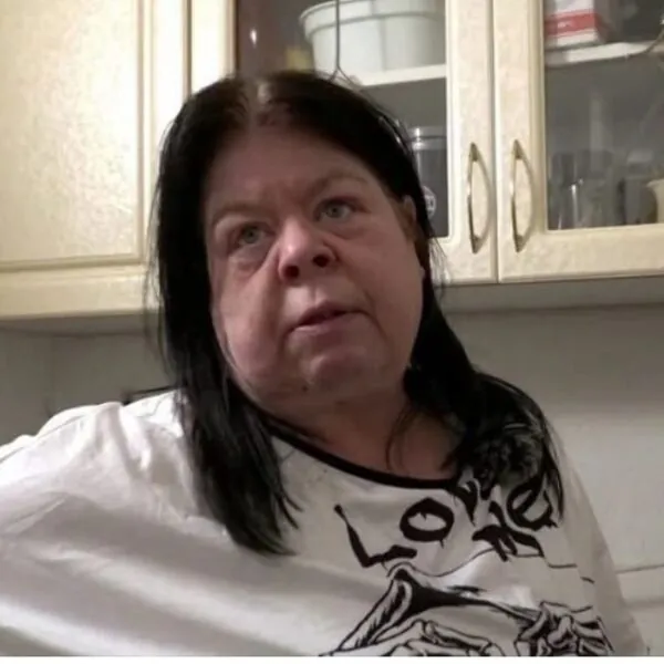 &bdquo;Mich kotzt es an&ldquo; &ndash; B&uuml;rgergeld-Empf&auml;ngerin Pamela spricht &uuml;ber Machtlosigkeit, K&uuml;rzungen und den Kampf ums &Uuml;berleben