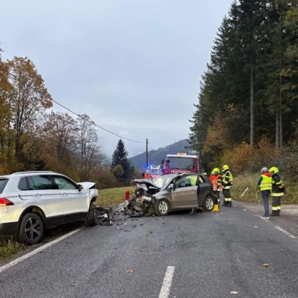 Trag&ouml;die in Leipzig: Zwei Kinder sterben bei schwerem Verkehrsunfall &ndash; Mutter schwer verletzt
