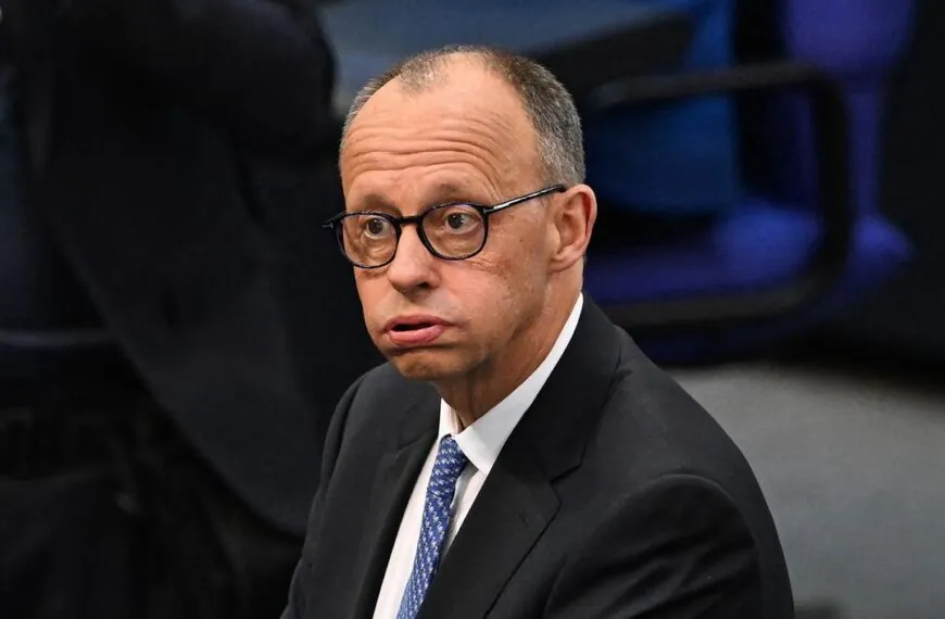 Politisches Beben in Deutschland: Karlsruhes Wahlrechts-Urteil ver&auml;ndert die Bundestagswahl 2025 grundlegend