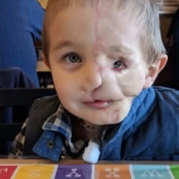 Der unglaubliche &Uuml;berlebenskampf eines kleinen Jungen &ndash; und warum die Gesellschaft ihm noch immer Unrecht tut