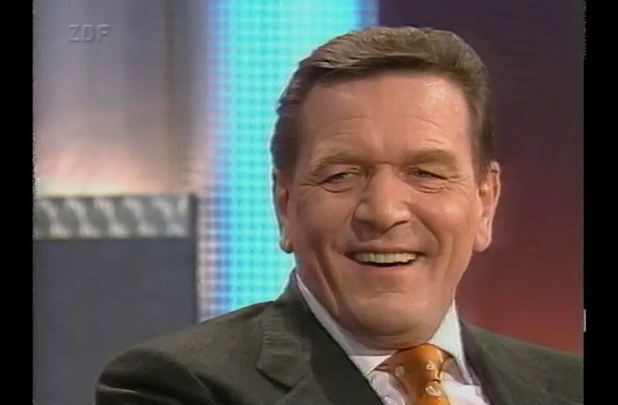 Schr&ouml;ders Abrechnung mit der SPD &ndash; Altkanzler rechnet gnadenlos ab: &bdquo;Eine Partei, die ihr Volk verraten hat&ldquo;