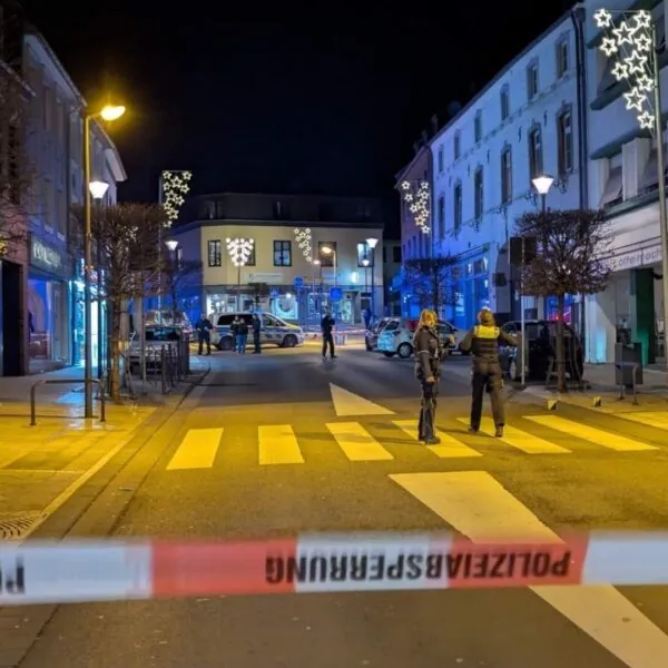 Bluttat in Geilenkirchen: Sch&uuml;sse vor Imbiss sorgen f&uuml;r Entsetzen &ndash; Polizei nennt Hintergr&uuml;nde