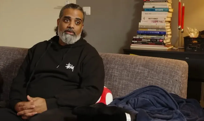 „Fünf Monate Bewerbungen, fünf Monate Absagen“ – Raschid (46) sucht seit Monaten vergeblich einen Job