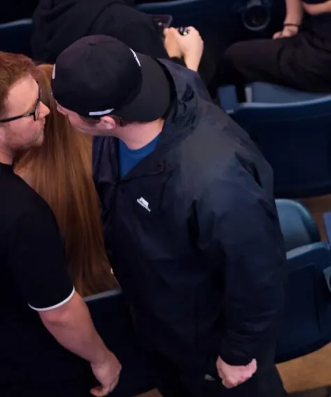 Beurteile niemals jemanden nach seinem &Auml;u&szlig;eren &ndash; sonst stehst du schneller als gedacht dem Falschen gegen&uuml;ber