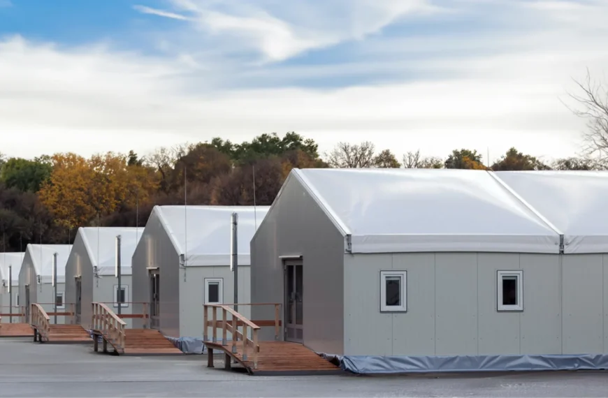 Asylunterk&uuml;nfte am Limit: Warum vielerorts keine freien Pl&auml;tze mehr verf&uuml;gbar sind