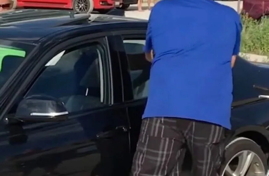 Eingesperrt in der Hitze &ndash; Als ein Mann nicht z&ouml;gerte und einem Hund das Leben rettete