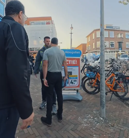 Spanningen in Den Haag: Campagneactie van Partei DENK sorgt für Aufsehen in Duindorp