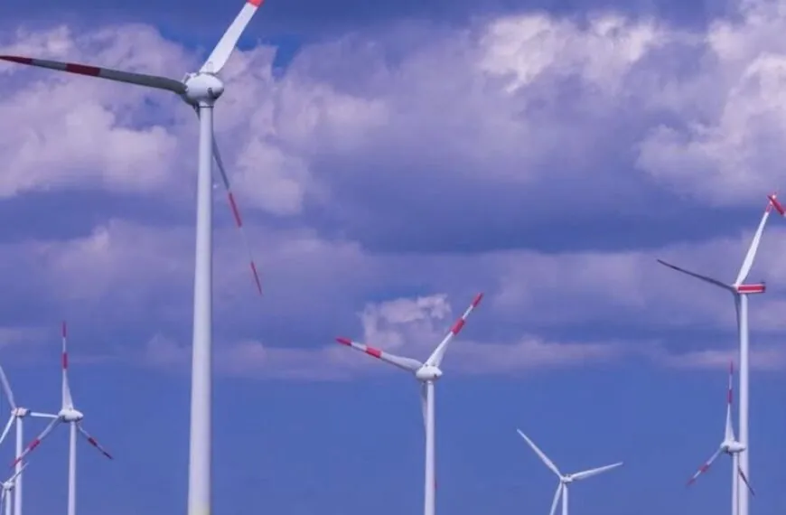 Windr&auml;der abgeschaltet, Kohlekraftwerke hochgefahren: Deutschlands teures Stromnetz-Dilemma