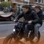 Sekunden sp&auml;ter fliegen sie durch die Luft &ndash; dieses Video schockt gerade ganz Europa